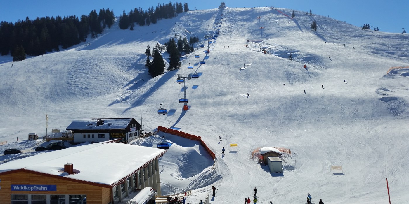 Skiopening.jpg