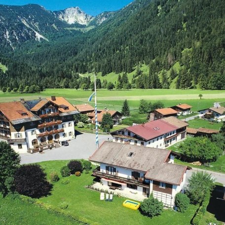 Geitau Gasthof 2Minuten zu Fu&szlig; erreichbar, &copy; im-web.de/ Kur- und Tourist-Info Bayrischzell