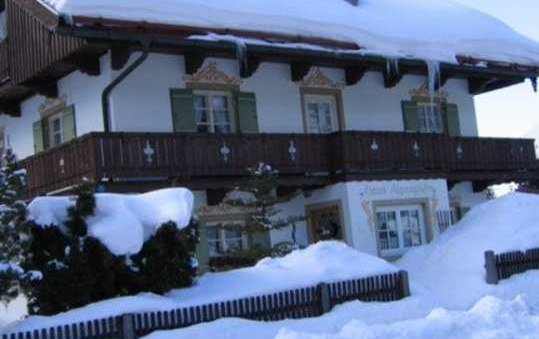 Haus, © im-web.de/ Kur- und Tourist-Info Bayrischzell