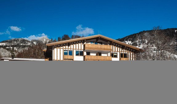 Süd-Außenansicht, © im-web.de/ Kur- und Tourist-Info Bayrischzell Süd-Außenansicht, © im-web.de/ Kur- und Tourist-Info Bayrischzell