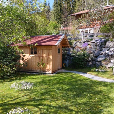 Gartenhaus f&uuml;r Ski, Rodel, R&auml;der u.s.w., &copy; im-web.de/ Kur- und Tourist-Info Bayrischzell
