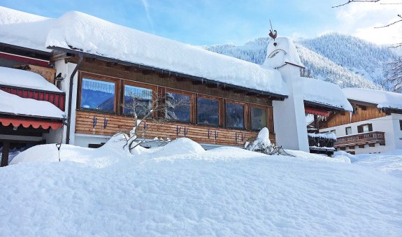 Landhaus Renata im Winterkleid, © im-web.de/ Tourist-Information Bayrischzell Landhaus Renata im Winterkleid, © im-web.de/ Tourist-Information Bayrischzell