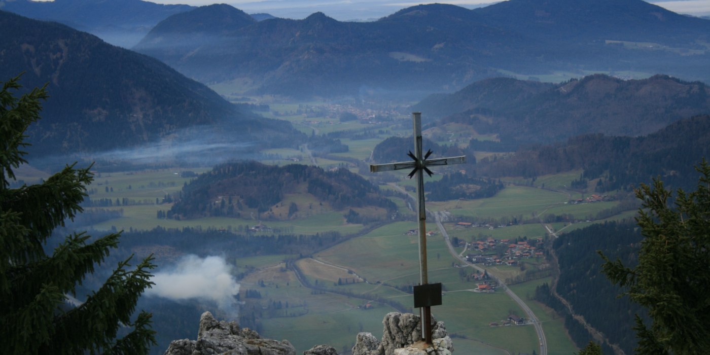 Vogelsang mit Blick ins Leitzachtal